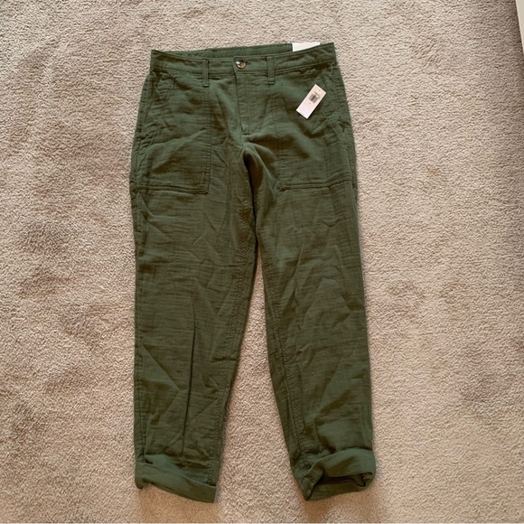 Old Navy high waisted cropped 100% cotton army green pants NWT - Picture 2 of 7